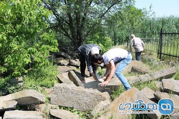سنگهای آرامستان که از شهرداری باز پس گرفته شده است
