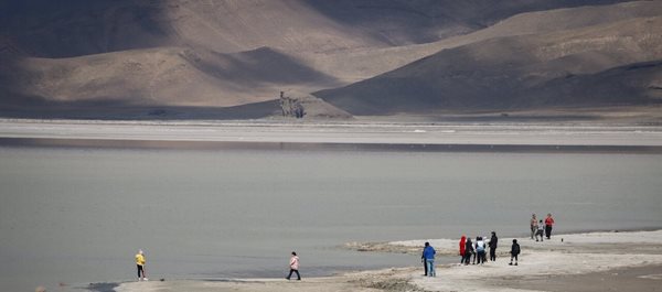 حضور مسافران نوروزی در کنار دریاچه ارومیه 4