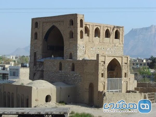 بقعه پیربکران یکی از بناهای شاخص تاریخی دوره اسلامی است