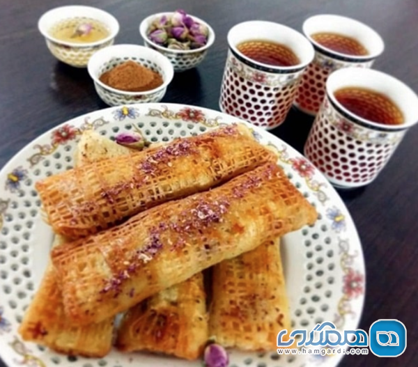 نان و شیرینی های محلی