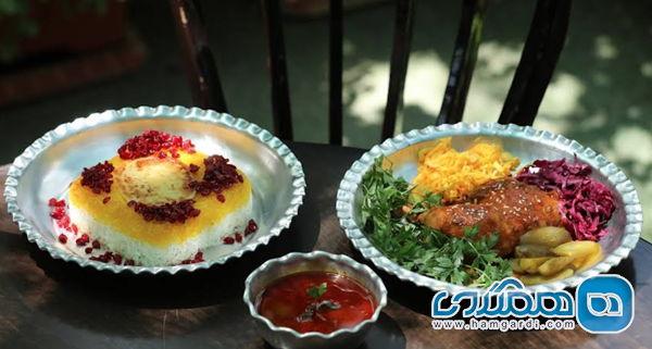 منوی متنوع با غذاهای ترکیبی در رستوران باغ بهشت کاشان (Baghe Behesht Kashan Restaurant)