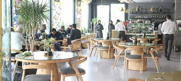 نگاهی جامع به پرجستجوترین کافه های ایران در گوگل (1404)