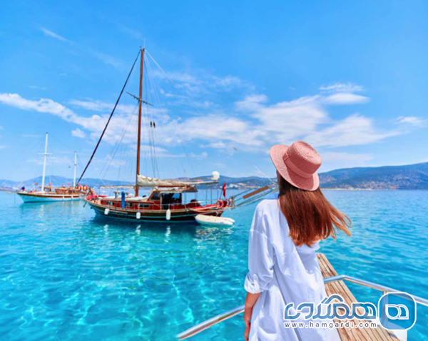 تورهای قایق سواری روزانه با خدمات All-Inclusive