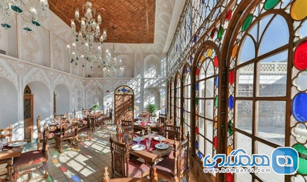 رستوران سنتی قصر منشی
