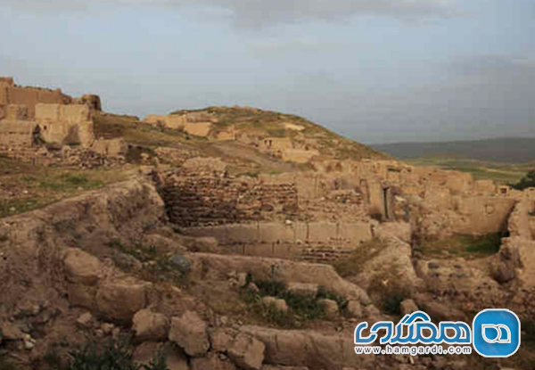 تپه آناهیتا