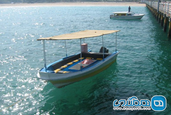قایق سواری با قایق های کف شیشه ای