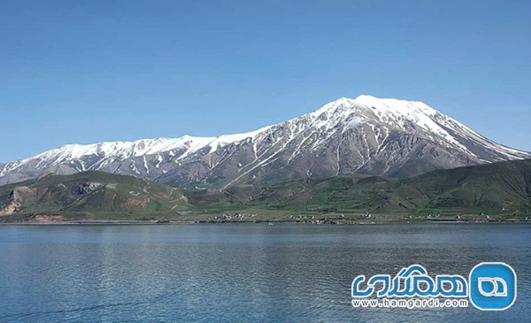 دریاچه وان