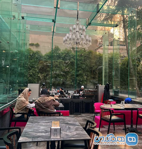 بررسی معماری و دکوراسیون شیشه ای