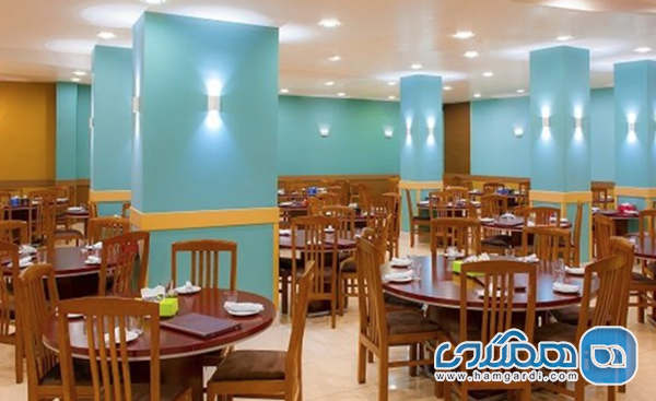 مقایسه با رقبای لوکس (سنتی در مقابل مدرن)