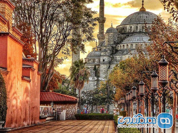 راهنمای رزرو و بررسی قیمت تور استانبول پاییز ۱۴۰۴