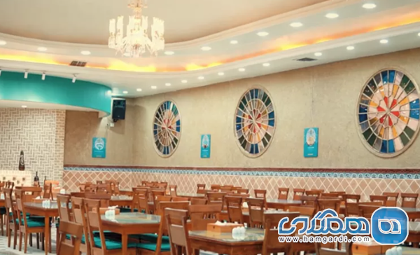 مقایسه با رقبای سنتی و محلی