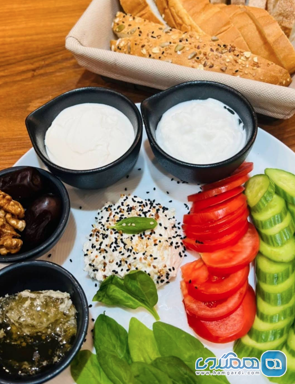 جمع بندی مزیت رقابتی و تحلیل مدل کسب و کار هیبریدی