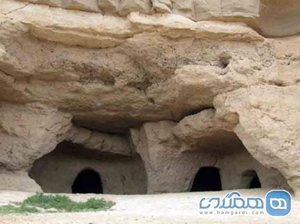 روستای تیس و جاذبه های تاریخی