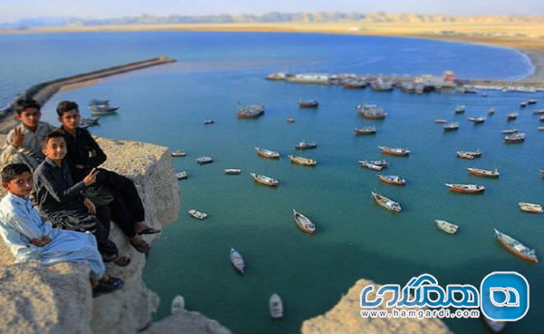 اسکله بریس و پدیده موج فشان