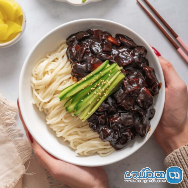 جاجانگمیون (Jajangmyeon)