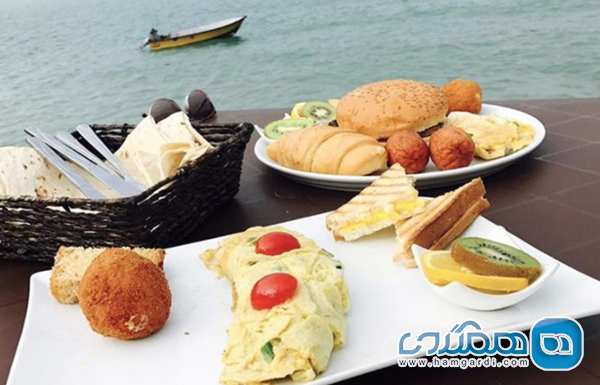 کافه دلفین: موقعیت بی بدیل و نوسانات رضایت