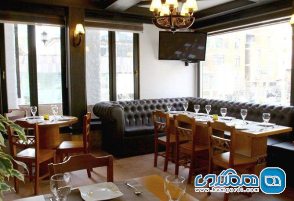 ریشه ها و هویت بلامونیکا: چرا این رستوران در قلب تهران کلاسیک باقی مانده است؟