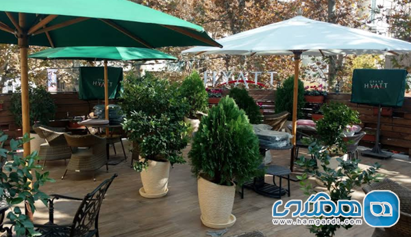 کافه گراند حیات: محبوب ترین کافه روباز با تم نوستالژی