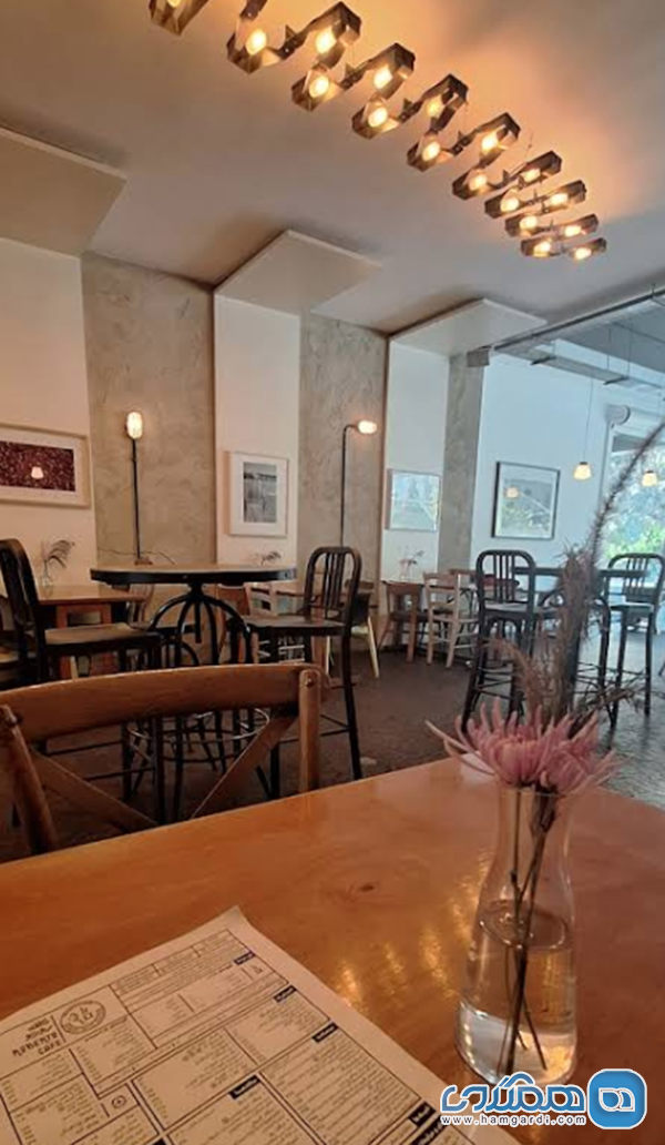 کافه روبرتو (Roberto Cafe): لوکس و رسمی در پاسداران