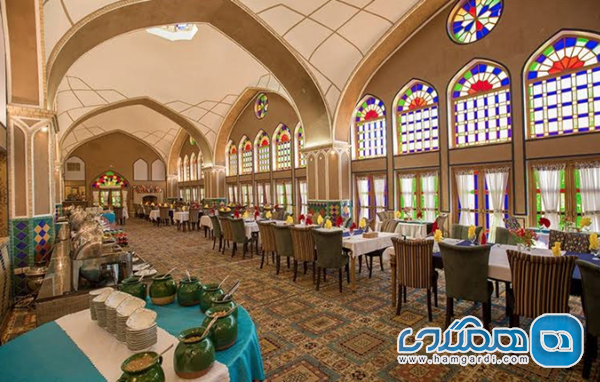 باغ رستوران مشیرالممالک (فضای لوکس و مجلل)