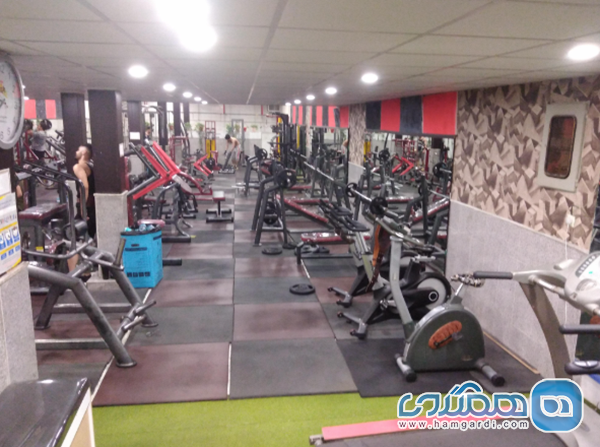 راهنمای عملی و اقتصادی برای ثبت نام در قم (۱۴۰۴)