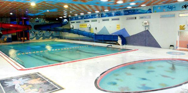 استخرهای حومه و مناطق شرقی / جنوبی