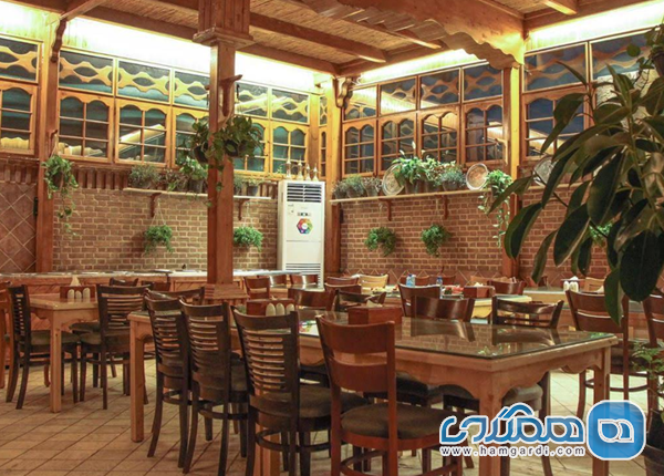 رستوران سنتی قصر ضیافت: اعتبار بی بدیل در غذاهای محلی