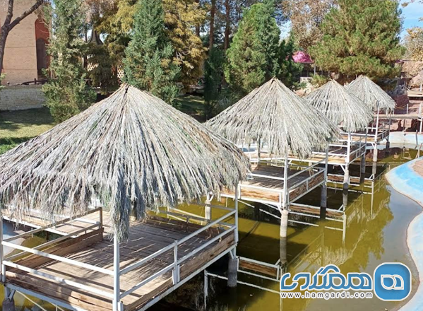 رستوران هتل باغ و فضاهای سبز استاندارد