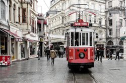 پیاده روی در معروف ترین خیابان های استانبول
