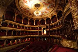 زیباترین سالن های اپرا در جهان که جاذبه ای توریستی شدند !