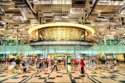 فرودگاه چانگی سنگاپور | بهشت گمشده در سالن انتظار