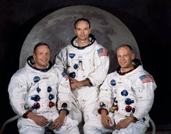 فرود آپولو 11 | ده خطا در سفر به ماه و زیرکی نیل آرمسترانگ