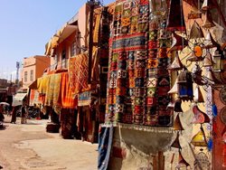 سفر به مراکش، کشور سنت ها و رنگ ها با لاچین سیر