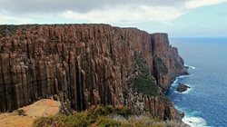 ستون های سنگی عجیب در ساحلی تاسمانی استرالیا!