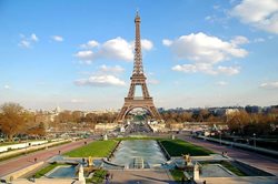 سفر به پاریس | سفری هیجان انگیز به فرانسه