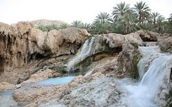 چشمه آبگرم گنو | چشمه ای زیبا و عجیب در بندرعباس