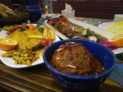 رستوران سنتی کلبه ایران | موزیک زنده در فضایی ایرانی