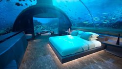 هتل زیردریایی مالدیو | نخستین هتل زیردریایی جهان افتتاح شد