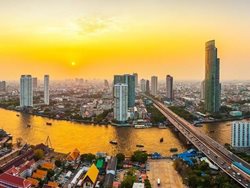 معروف ترین خیابان بانکوک | خیابانی شلوغ و مملو از زندگی