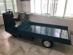 خودروی حمل غذای پهلوی دوم در موزه سعدآباد رونمایی شد