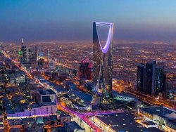 عربستان بالاخره برای گردشگران ویزای توریستی صادر می کند