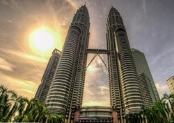 برج های دوقلو پتروناس | سفر به مالزی