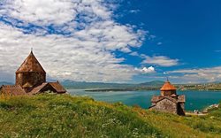 بایدها و نبایدهایی که بانوان باید در سفر به ارمنستان رعایت کنند