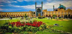 سفر به اصفهان | شهری با عالمی از دیدنی های رنگارنگ
