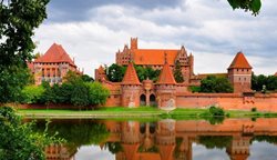 بزرگ ترین قلعه جهان | قلعه مالبورک در لهستان