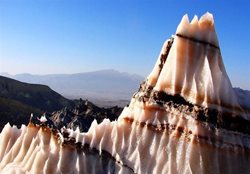 گنبد نمکی جاشک | بزرگ ترین گنبد نمکی در خاورمیانه