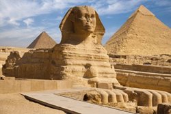 اهرام مصر؛ یکی از شگفت انگیزترین عجایب هفتگانه دنیا