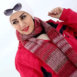 تیپ زمستانی قرمزپوش خانم مجری + عکس