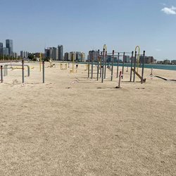 ساحل دبی خالی از افراد بعد از قرنطینه به دلیل کرونا + عکسها