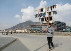 تصویری جالب از فروش ماسک در افغانستان